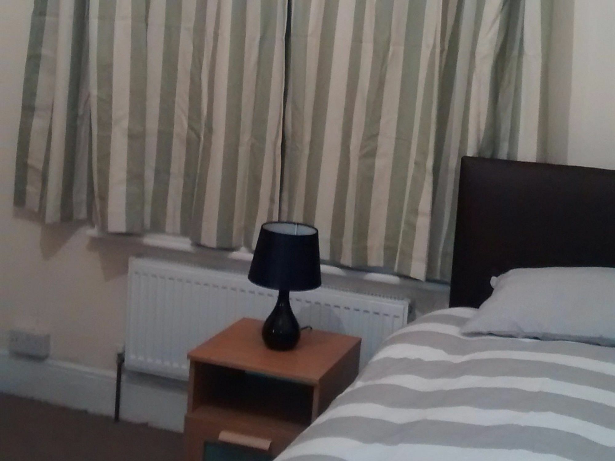 Acton Lodge Guest House Λονδίνο Εξωτερικό φωτογραφία